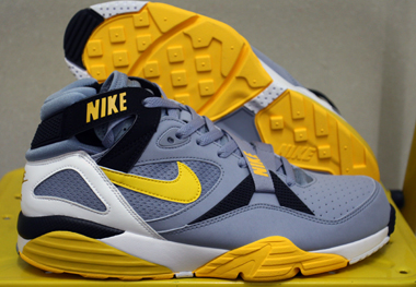 BLOG-PROPS-STORE: AIR TRAINER MAX 91'